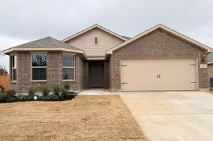 560 Arroyo Dr, Cleburne, TX 76033 - Photo 1