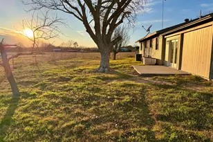 207 County Rd 3214, Bridgeport, TX 76426 - Photo 22