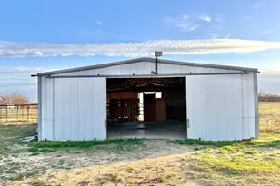 207 County Rd 3214, Bridgeport, TX 76426 - Photo 24