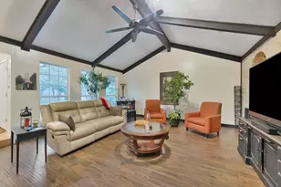 807 Middle Run, Duncanville, TX 75137 - Photo 10