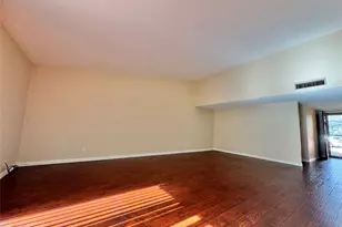 2710 Ashglen Dr, Garland, TX 75043 - Photo 4