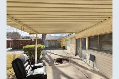 2710 Ashglen Drive, Garland, TX 75043 - Photo 12