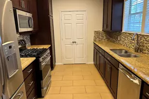 1304 Dorothy Ln, Fort Worth, TX 76107 - Photo 4