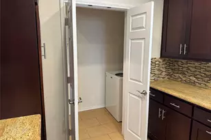 1304 Dorothy Ln, Fort Worth, TX 76107 - Photo 10