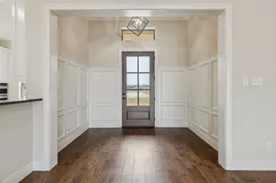 2165 Middlewood Cir, Granbury, TX 76049 - Photo 4