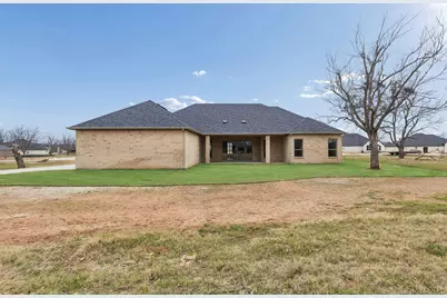 2165 Middlewood Circle, Granbury, TX 76049 - Photo 32