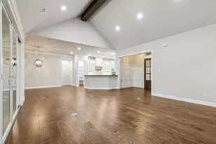 2165 Middlewood Cir, Granbury, TX 76049 - Photo 12