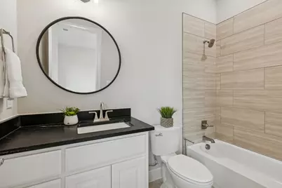 2165 Middlewood Circle, Granbury, TX 76049 - Photo 24