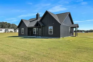 1460 County Rd 701, Cleburne, TX 76031 - Photo 18