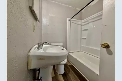 815 SE 18th Street #C, Mineral Wells, TX 76067 - Photo 6