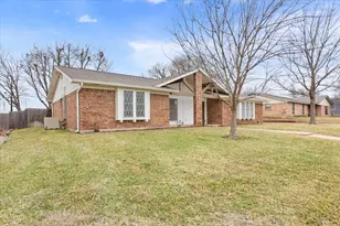 425 Lindenwood Ln W, Hewitt, TX 76643 - Photo 32