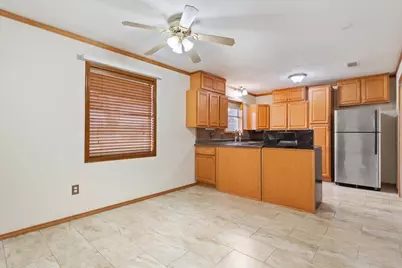 425 Lindenwood Lane W, Hewitt, TX 76643 - Photo 12