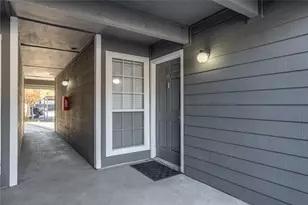 18333 Roehampton Dr, Dallas, TX 75252 - Photo 2