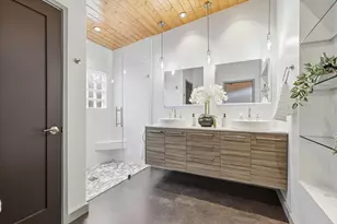 9211 E Lake Highlands Dr, Dallas, TX 75218 - Photo 12