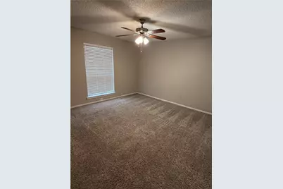 2011 Lavon Creek Lane, Arlington, TX 76006 - Photo 12