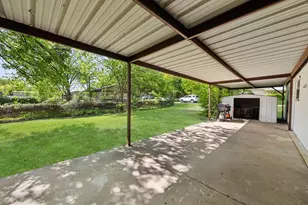 3719 Hedge Row St, Granbury, TX 76048 - Photo 12