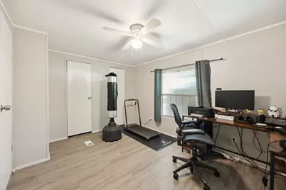 3719 Hedge Row Street, Granbury, TX 76048 - Photo 20