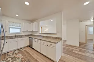 1110 Hollis St, Arlington, TX 76013 - Photo 10