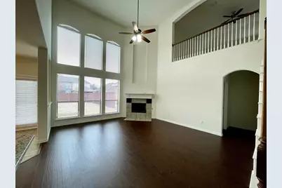 6305 Flagstone Drive, McKinney, TX 75070 - Photo 4