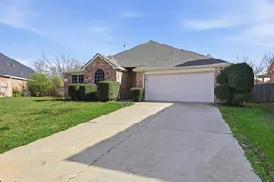 4 Willowstone Ct, Mansfield, TX 76063 - Photo 2