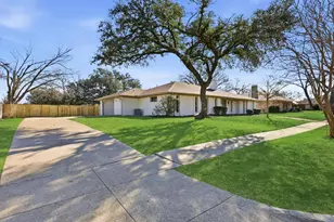 3810 Keele Dr, Garland, TX 75041 - Photo 2