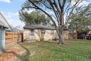 3720 Van Ness Ln, Dallas, TX 75220 - Photo 20