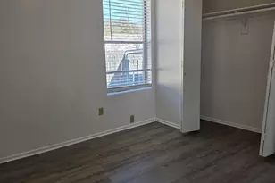 2409 Springmont Ct, Arlington, TX 76012 - Photo 12