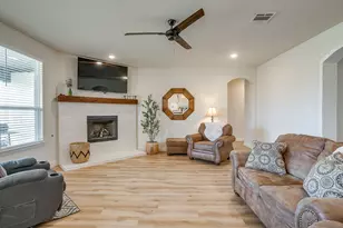 11709 Sand Cat Ct, Godley, TX 76044 - Photo 8