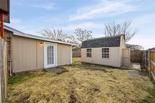 565 Park Center Blvd, Saginaw, TX 76179 - Photo 16