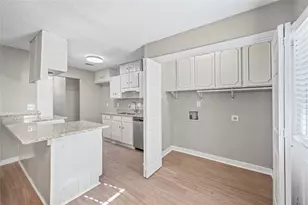 565 Park Center Blvd, Saginaw, TX 76179 - Photo 4