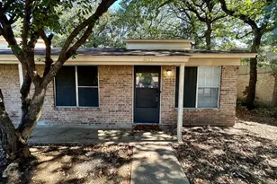 627 McQueary St, Arlington, TX 76012 - Photo 2