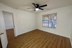 627 McQueary St, Arlington, TX 76012 - Photo 8