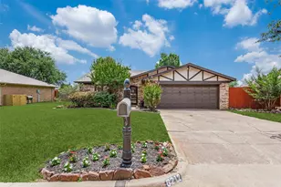 6212 Shirley Dr, North Richland Hills, TX 76180 - Photo 2