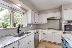 6212 Shirley Dr, North Richland Hills, TX 76180 - Photo 8