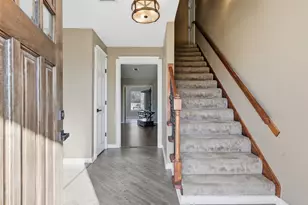 104 Fossil Ct, Springtown, TX 76082 - Photo 4