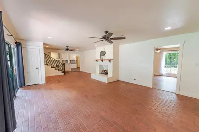 1010 S Williams Avenue, Mt Pleasant, TX 75455 - Photo 4