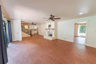 1010 S Williams Ave, Mt Pleasant, TX 75455 - Photo 4