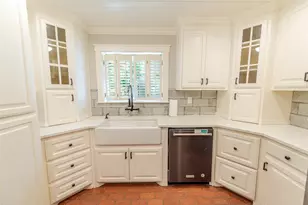 1010 S Williams Ave, Mt Pleasant, TX 75455 - Photo 2