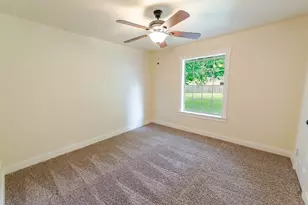 1010 S Williams Ave, Mt Pleasant, TX 75455 - Photo 16