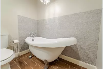 1010 S Williams Avenue, Mt Pleasant, TX 75455 - Photo 18