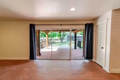 1010 S Williams Avenue, Mt Pleasant, TX 75455 - Photo 24