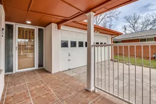 3245 Gail Ct, Irving, TX 75060 - Photo 2