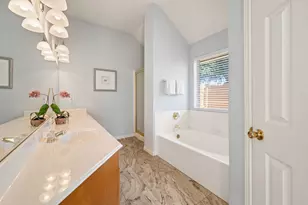 7700 Chandler Ct, North Richland Hills, TX 76182 - Photo 30