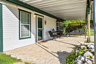 183 Grand Prairie Dr, Whitney, TX 76692 - Photo 6