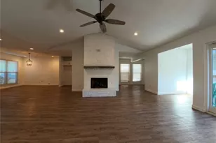 1738 Hartford Dr, Carrollton, TX 75007 - Photo 10