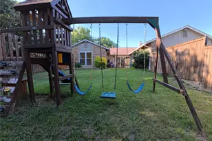 1738 Hartford Dr, Carrollton, TX 75007 - Photo 38