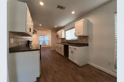 1738 Hartford Drive, Carrollton, TX 75007 - Photo 16