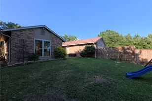 1738 Hartford Dr, Carrollton, TX 75007 - Photo 40