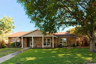 1738 Hartford Dr, Carrollton, TX 75007 - Photo 4