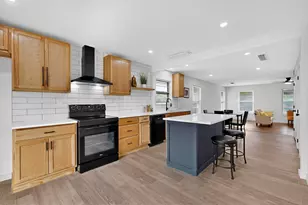 3023 Lasca St, Dallas, TX 75227 - Photo 10